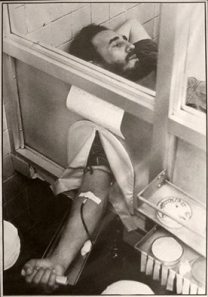 Junio de 1970: Fidel dona sangre para el pueblo peruano, asolado por un terrermoto